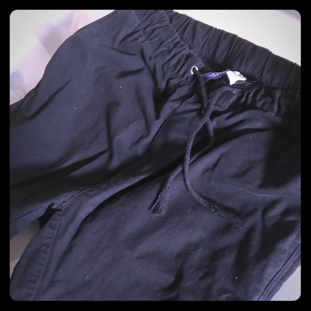 H&M Black Jogger Pant (32)